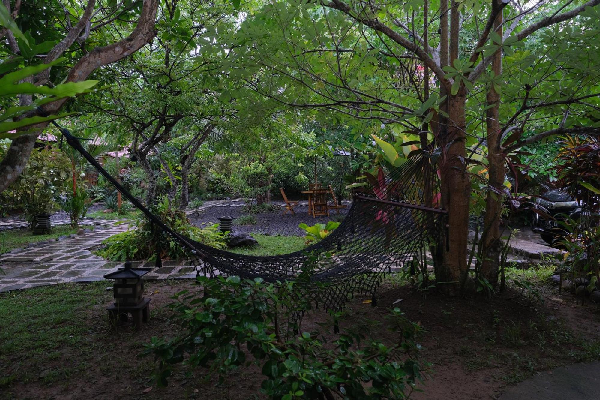 Java Turtle Lodge Meru Betiri Banyuwangi  Exterior foto